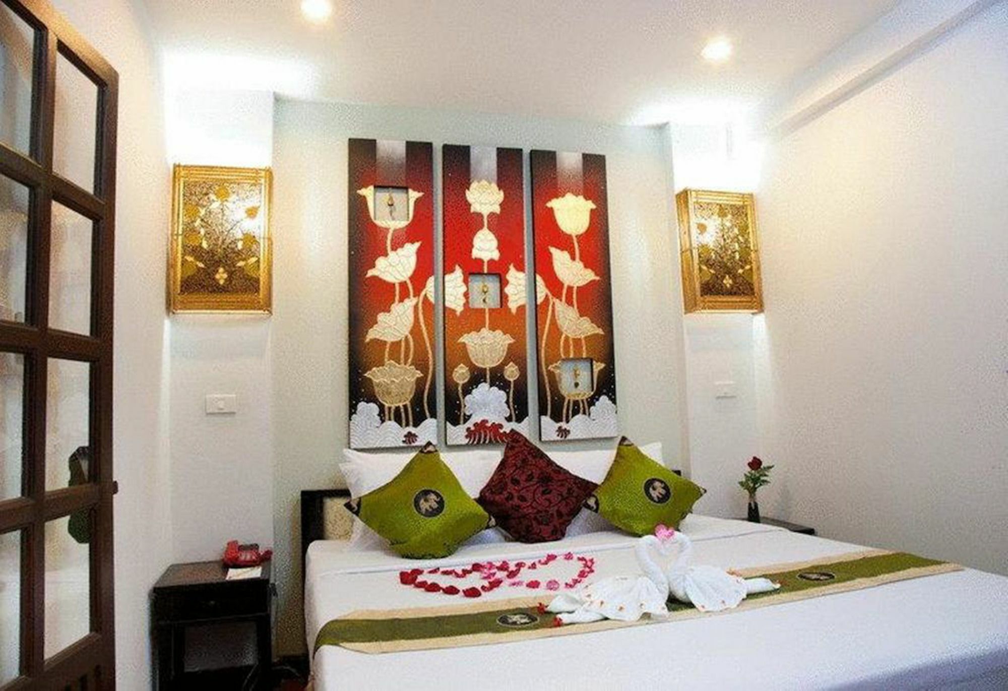 Spring@Tapae Hotell Chiang Mai Eksteriør bilde